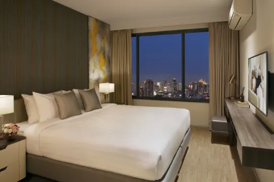 ห้องเอ็กเซ็กคูทีฟแบบสองห้องนอน