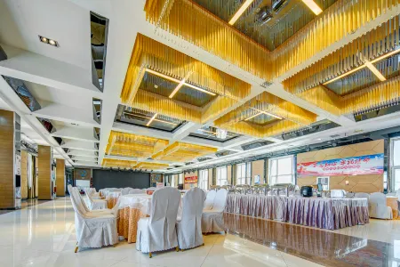 Shanshui Hotel Отели рядом с достопримечательностью «Subingwen Square»