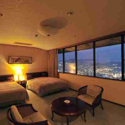 日昇館別邸湖月亭 Rooms