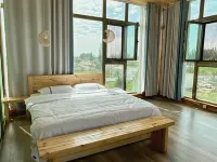 Bohu Jiyu Minshe Hotels in Bohu