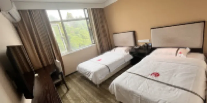 Jiutian Yunwu Mountain Villa - Chujian Standard Mountain-View Twin Room