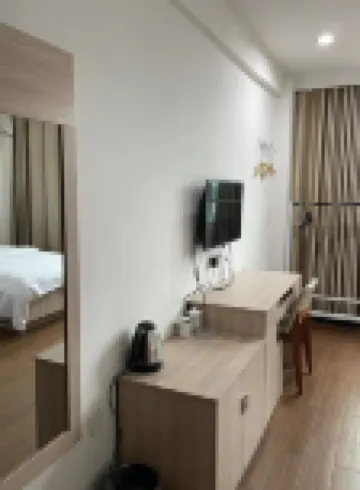 Chenglong Apartment