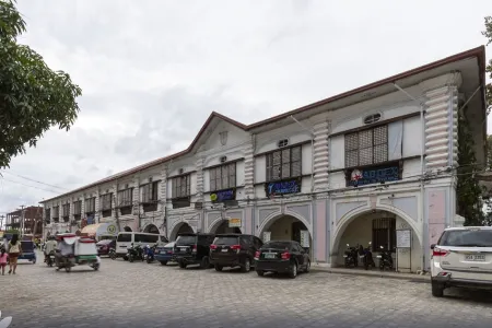 Metro Vigan Inn Near Plaza Salcedo Ilocos Sur Отели в г. Виган