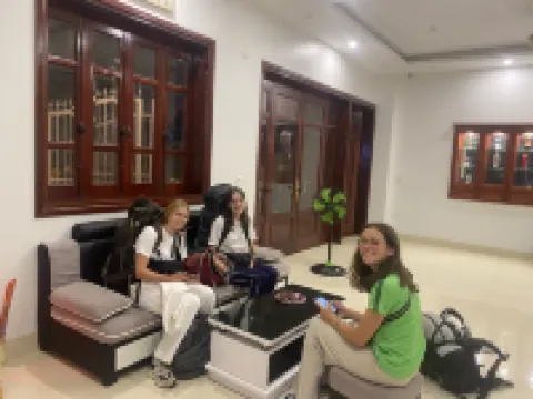 Hanoi Airport Suites Hostel & Travel