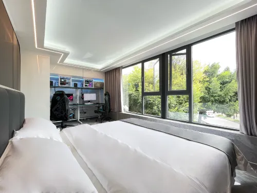 ALIENWARE Alien E-Sports Hotel (Yi Ancient Town Scenic Area)
