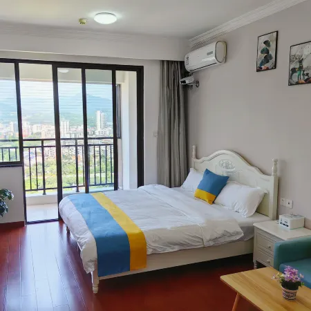 Min Hou Yi xuan ju Cinema Apartment