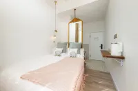 Huaqinshi Garden Inn