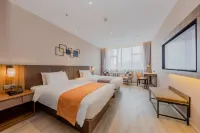Homeinn Plus Hotel (Zaozhuang Xuecheng High-Speed Railway Station)