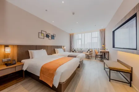 Homeinn Plus Hotel (Zaozhuang Xuecheng High-Speed Railway Station) Отели рядом со станцией Zaozhuang Railway Station