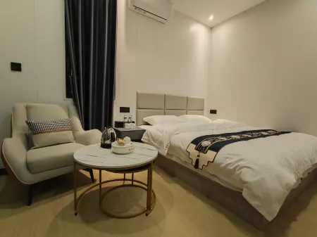 Chaochanghui Qiu Homestay Отели рядом с достопримечательностью «Danfu Courtyard»