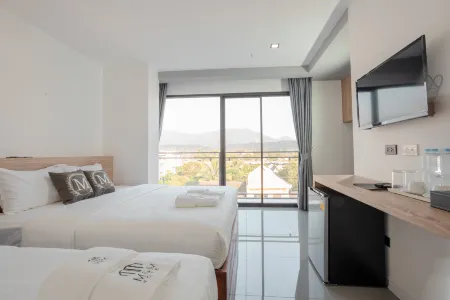 M&M Hotel