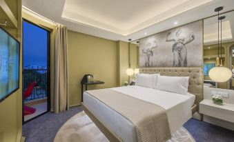 Gate Twenty Two Boutique Hotel