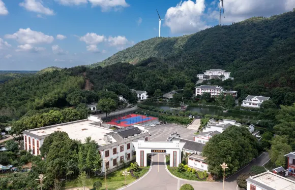 石首桃花山生態園酒店