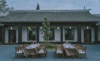 Wuli Courtyard Private Hot Spring Inn