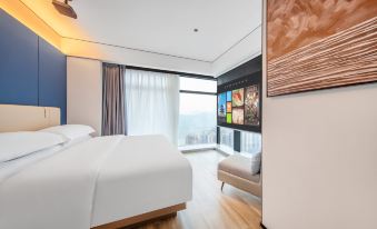 Shengshi Time High Altitude River View Hotel (Chongqing Guanyin Bridge Beibin 1st Road)