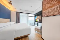 Shengshi Time High Altitude River View Hotel (Chongqing Guanyin Bridge Beibin 1st Road)