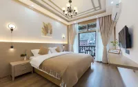 Yueying Tuojiang Riverview Homestay(Phoenix Ancient City) Hotel a 