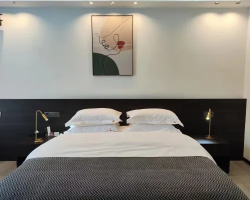 Banshan Light Luxury Homestay โรงแรมในเหว่ยซี