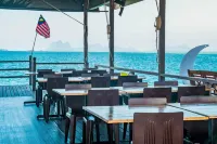 WB Shun Shun Water Bungalows