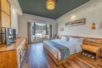 Linxivila Simi Holiday Manor Hotels in White Tea Viewing Deck