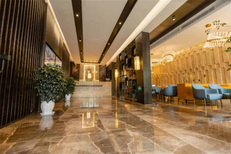 Home Inn Huayi Selected Hotel (Jiande Xin'anjiang Branch) Отели рядом с достопримечательностью «Xin'anjiang Hydropower Station»