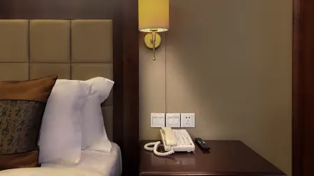 Jingming Club Hotel
