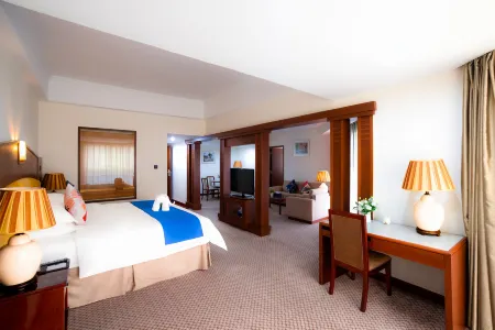 ZHONG YINTIANYI HOTEL