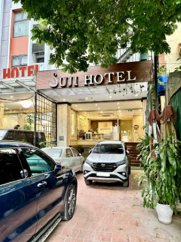 Suji Hotel