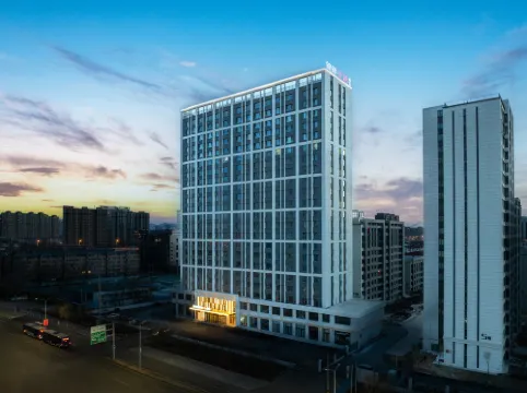 ジンイー ヨウシュエンホテル(フフホト昭君路南二環路店)