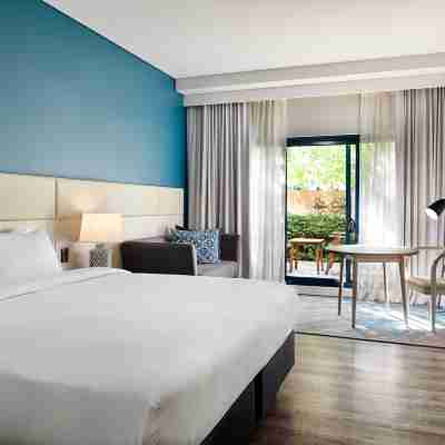 Crowne Plaza SYDNEY MACQUARIE PARK by IHG Rooms