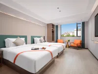 Elong ETANG Hotel (Xi'an Bell Tower Branch) Hotels near Renmin Square