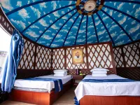 Chayou Zhongqi Huiteng Tala Tourism Pick-up Center Hotels in Qahar Right Middle Banner