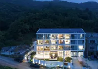 Sichuan Sea and Neighbors·Private Sunshine Beach and Sea View Holiday Homestay 문베이 비치 주변 호텔