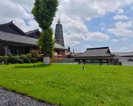 Chanyi Longxing Courtyard Hotel (Longxing Temple) Hotels in Pengzhou