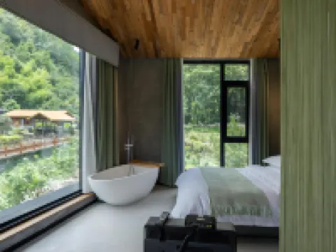in hill guesthouse Hotels in Jingning
