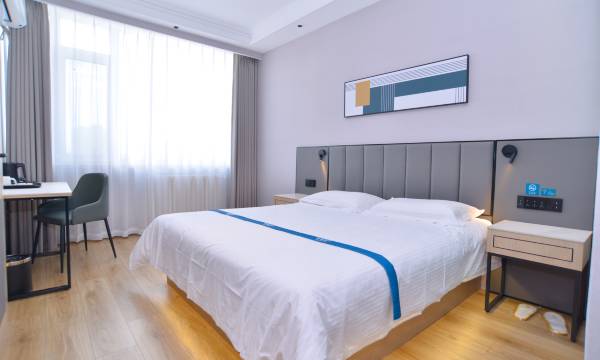 Shell Hotel (Qingdao Agricultural University Yanyang Road)