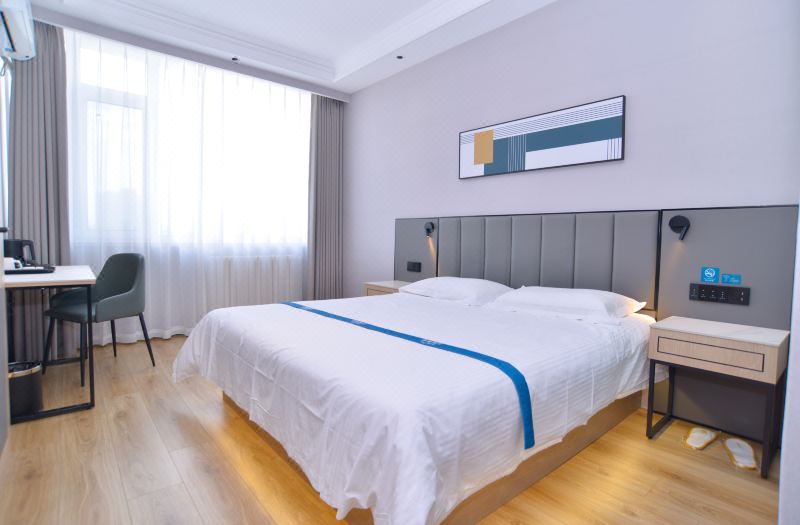 Shell Hotel (Qingdao Agricultural University Yanyang Road)