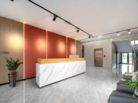 鏡泊湖天緣閣智享ホテル 寧安のホテル