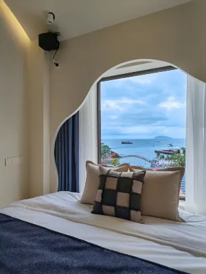Zhuhai Lingding Bay Sea View Homestay Отели рядом с достопримечательностью «Пхень»