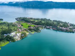 Marianna Resort & Convention Tuktuk – Samosir, Marclan Collection