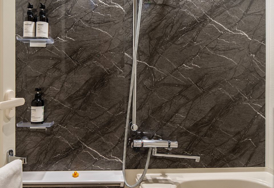 5. 섹션 L 하치보..