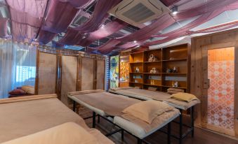 Le's Cham Hotel