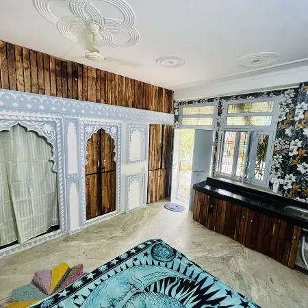 Bhoora House
