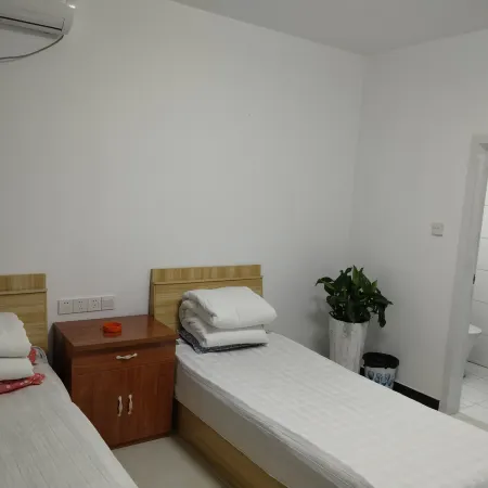 Luanping Baoyuan Farm Stay