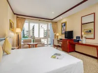 Bong Sen Hotel Saigon Hotels near Lam Son Square