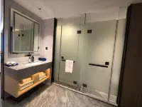 Yeste International Hotel (Qinzhou Pubei Aoyuan Zhengwuzhongxin)