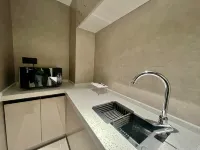 โรงแรมอีเจ