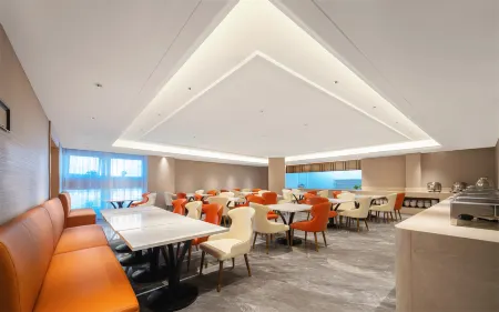 VIENNA HOTEL (Chizhou Dongzhi)