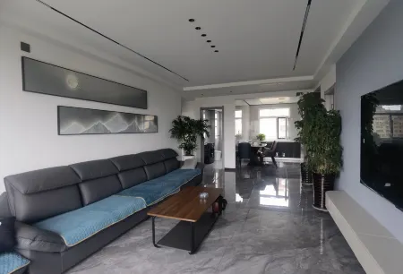 Daguaijia Homestay Отели в г. Дунфэн