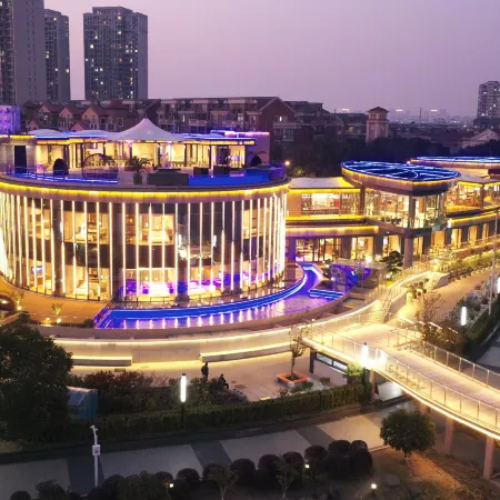 Breeze & Moon Hotel Suzhou